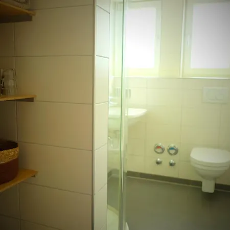 Apartment Floesser-heimat - Ruhige Lage Inmitten Der